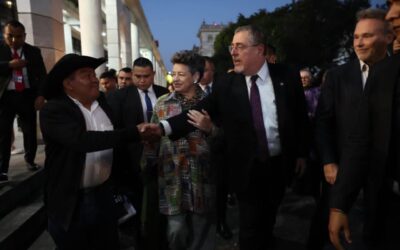 Presidente Bernardo Arévalo presenta Informe 2025 en la Plaza de la Constitución