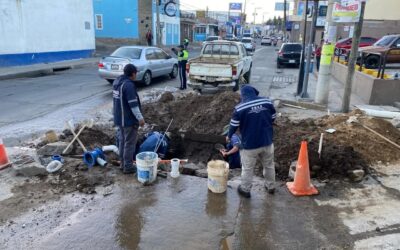 EMAX realiza trabajos de mantenimiento en red de agua potable en la zona 3 de Quetzaltenango