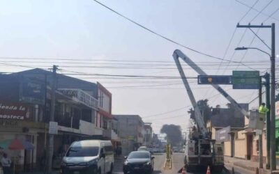 Regulan tránsito en zona 3 de Quetzaltenango por mantenimiento en sistema de semáforos