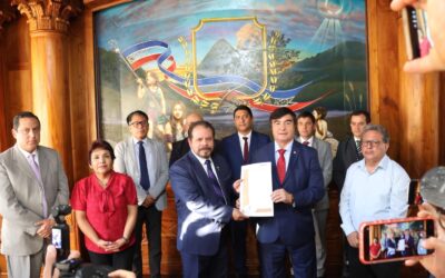 Municipalidad de Quetzaltenango formaliza donación de terreno al Organismo Judicial