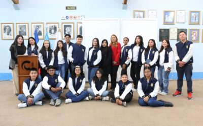 Fomentan valores y convivencia en charla sobre la amistad en Xela