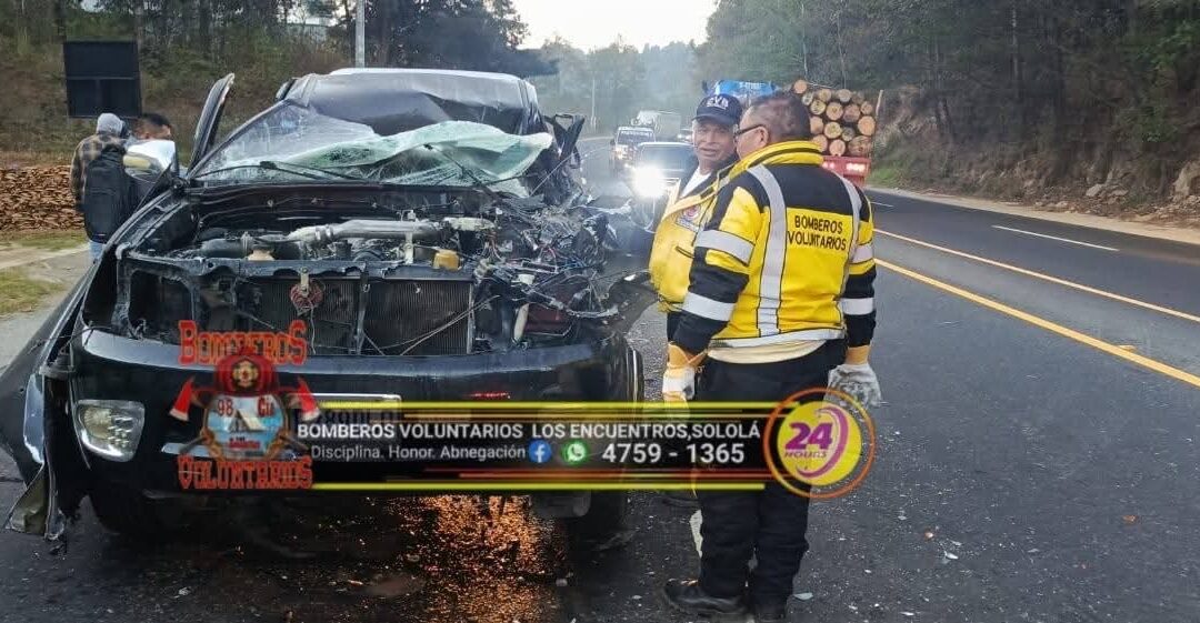 Hecho de tránsito en la ruta Interamericana involucra pickup y tráiler.