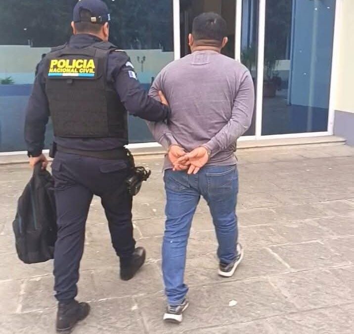 Detenido por transportar Q200 mil en una mochila y sin justificar procedencia