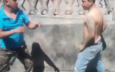 Graban riña callejera en Quetzaltenango