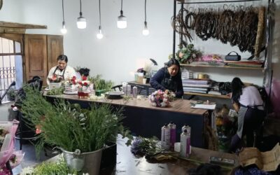 Florerías en Quetzaltenango se alistan por el Día del Cariño