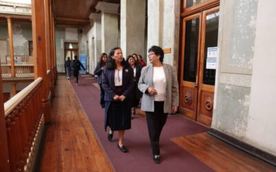 Ministra de Trabajo inicia gira departamental con visita a Quetzaltenango