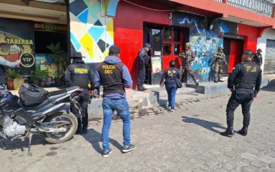Siete capturados en allanamientos por narcomenudeo en Quetzaltenango y Huehuetenango.