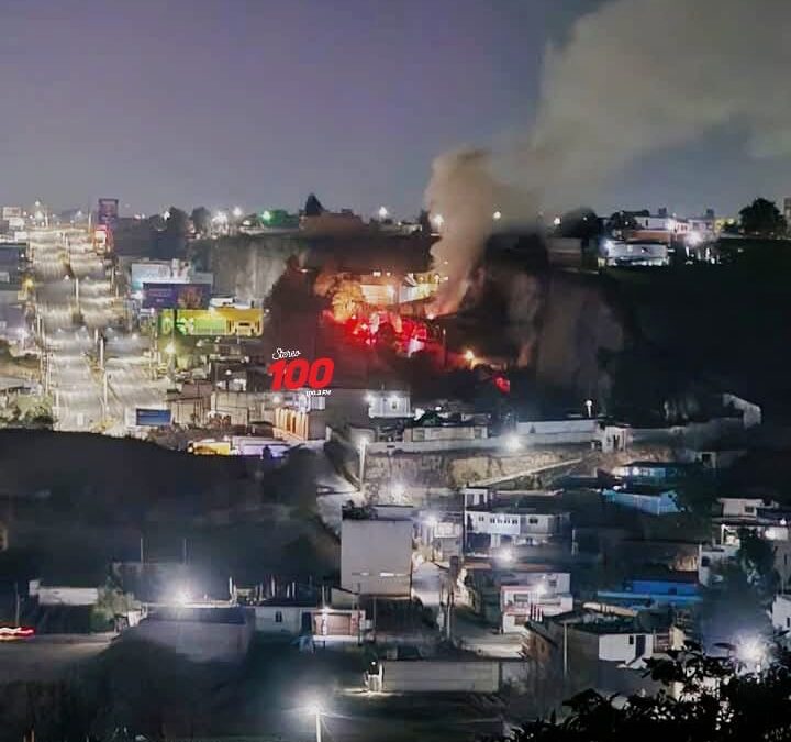 Controlan incendio en bodega en San José Chiquilajá, Quetzaltenango