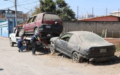 Vecinos y Municipalidad recuperan espacios públicos en zona 2 de Xela