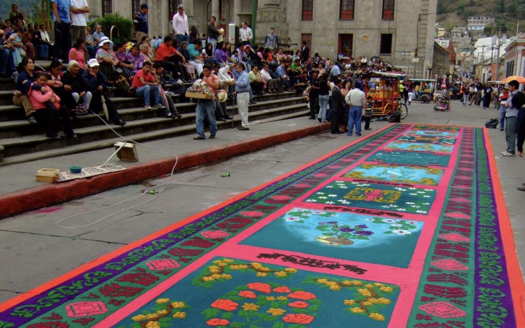 Municipalidad promueve manejo responsable de materiales de alfombras procesionales