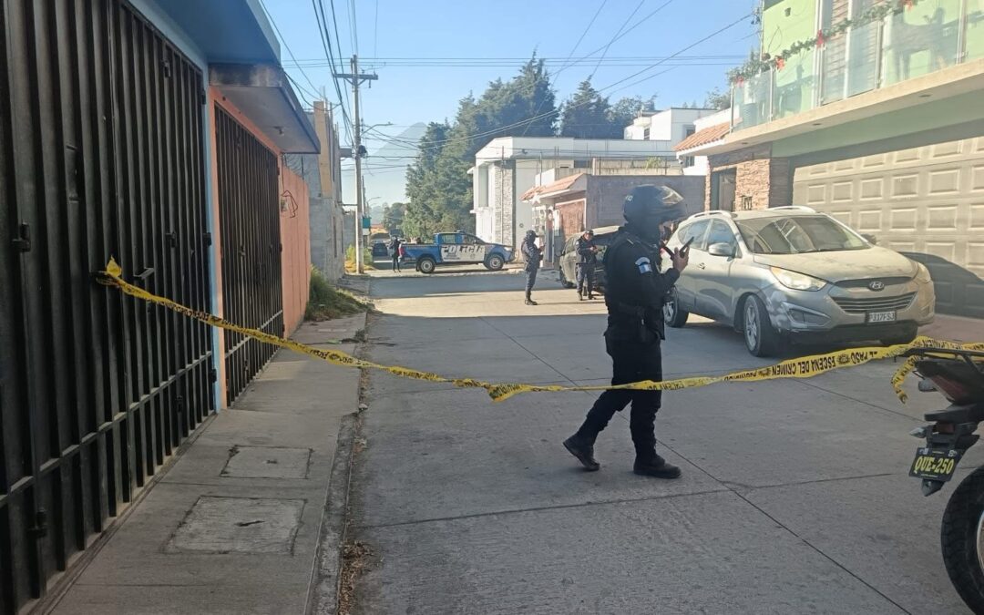 Mujer, baleada en zona 10 de Quetzaltenango, sigue en el HRO
