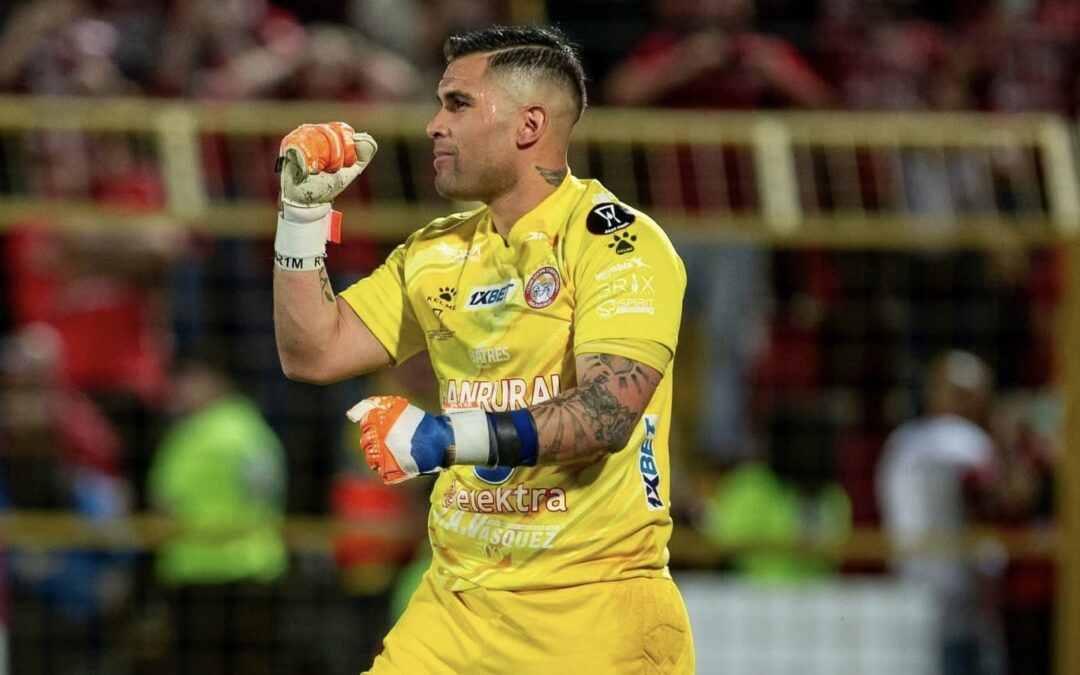 Xelajú MC confirma lesión de Rubén Darío Silva y estima recuperación de 12 días