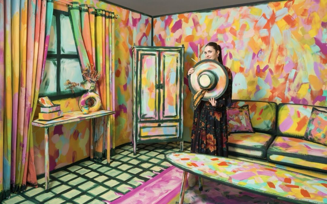 Artista guatemalteca destaca en Abu Dabi con exposición internacional