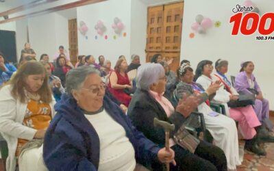 Adultas mayores son homenajeadas en el marco del Día Internacional de la Mujer en Quetzaltenango