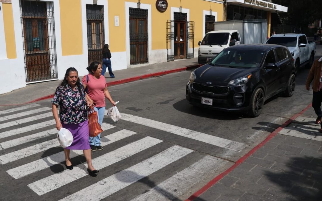 Juzgado II de Tránsito impulsa campaña para promover el respeto al paso de cebra en Quetzaltenango