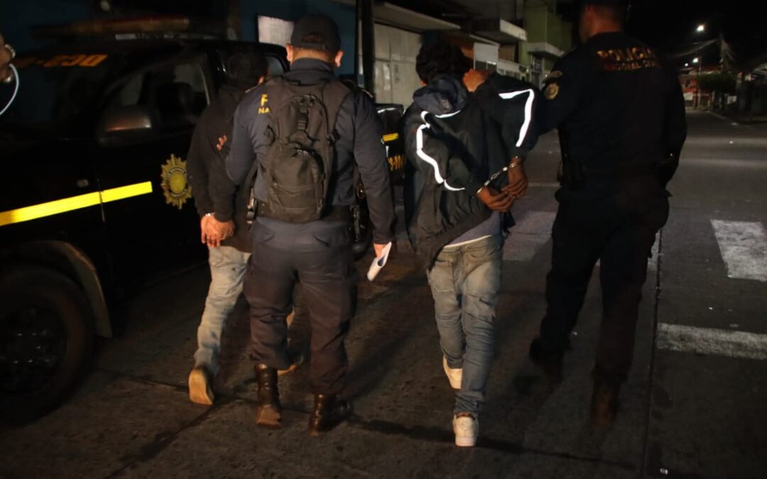 Arrestan a presuntos sicarios y asaltantes en Escuintla