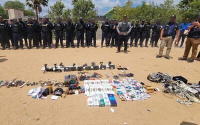 Hallan 8 antenas de internet satelital y droga en cárcel en Zacapa