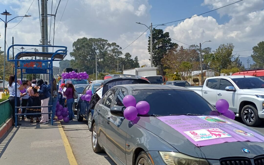 Caminata por el Día Internacional de la Mujer en Quetzaltenango