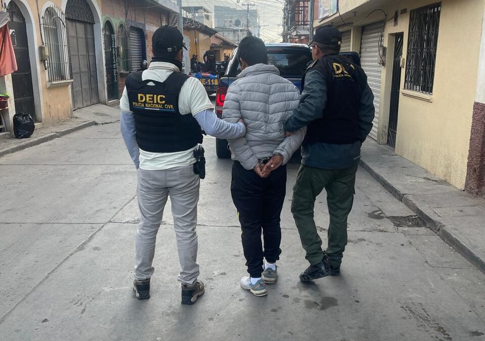 Detenido en la zona 1 de Quetzaltenango por dos casos