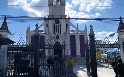 Apoyan con cisterna a vendedores por Quinto Viernes de Cuaresma