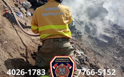 Bomberos sofocan incendio en Totonicapán
