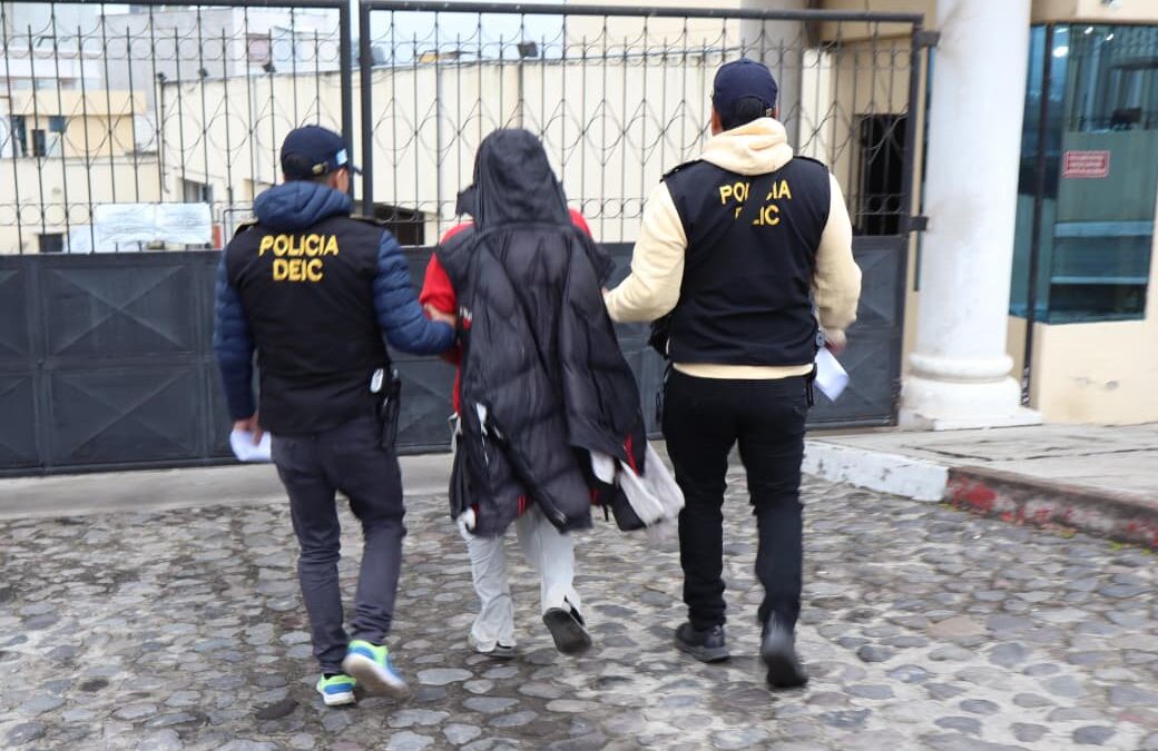 Capturan a hombre quien agredía a su madre en Concepción Chiquirichapa, Quetzaltenango