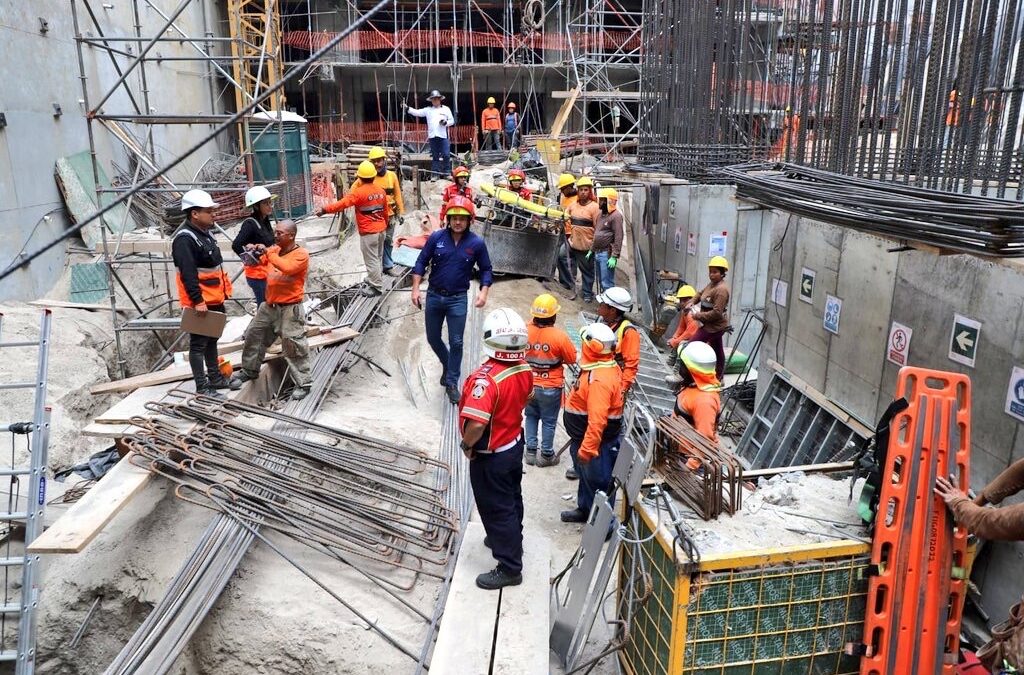 Tragedia laboral en Zona 14: Deslizamiento de tierra deja un fallecido y un herido