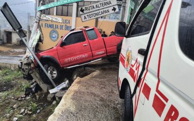 Dos accidentes de tránsito dejan solo daños materiales en Totonicapán