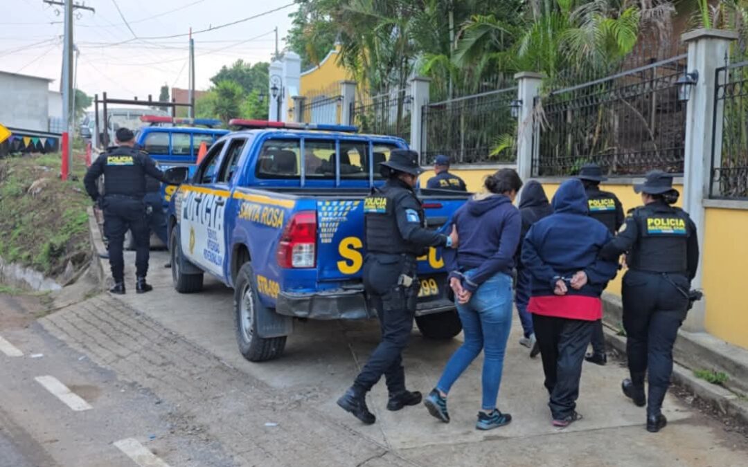 PNC captura a «Las Tres Mosqueteras» con repuestos robados