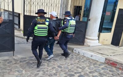 PNC arresta a hombre por usurpación de funciones