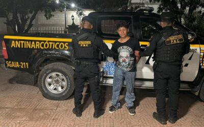 Localizan fusiles, lanzagranadas, pistolas y municiones en operativo en Guatemala