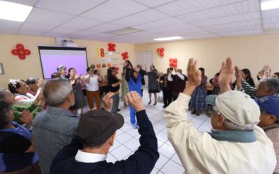 Oficina del Adulto Mayor celebra 18 años promoviendo bienestar y envejecimiento activo