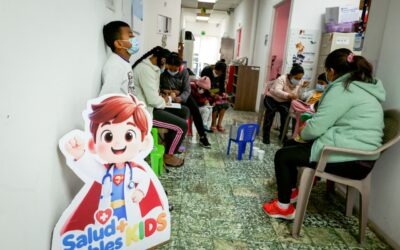 Actividad de dibujo y pintura en el Hospital Rodolfo Robles