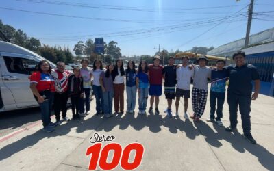 Delegación de natación de Xela compite en Suchitepéquez