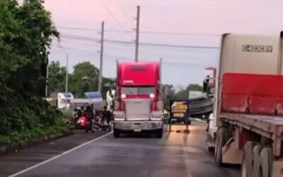 Crisis vial en la Cito-Zarco: Vecinos bloquean el paso por hundimiento en Tierra Colorada