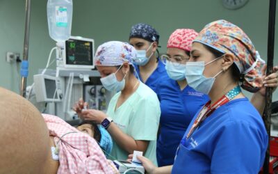 Médicos del HRO logran salvar un embarazo tras retirar un tumor gigante a una paciente de Nebaj