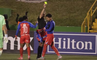 Multa superior a Q. 140 mil para Xelajú por incidentes en Copa de Campeones