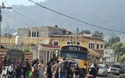 Accidente de tránsito deja una persona herida en zona 2 de Xela