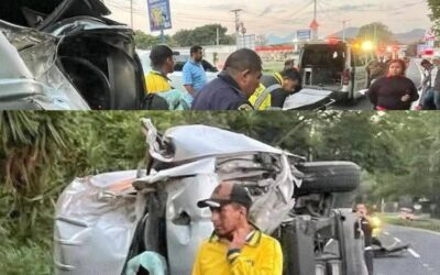 Volcadura de microbús deja cuatro heridos en ruta a El Salvador
