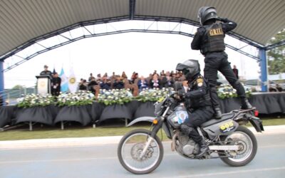 Un total de 153 agentes de la Policía Nacional Civil se gradúan en diversas especialidades de seguridad