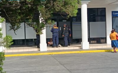 Identifican a hombre fallecido afuera de agencia bancaria en Quetzaltenango