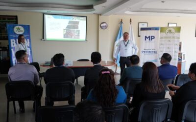 Capacitan a fiscales de Quetzaltenango en normativa y protección forestal