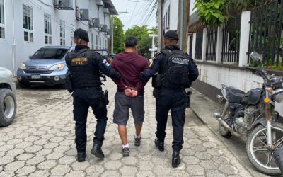 Capturan a dos por ataque armado contra una agente de PMT en Baja Verapaz