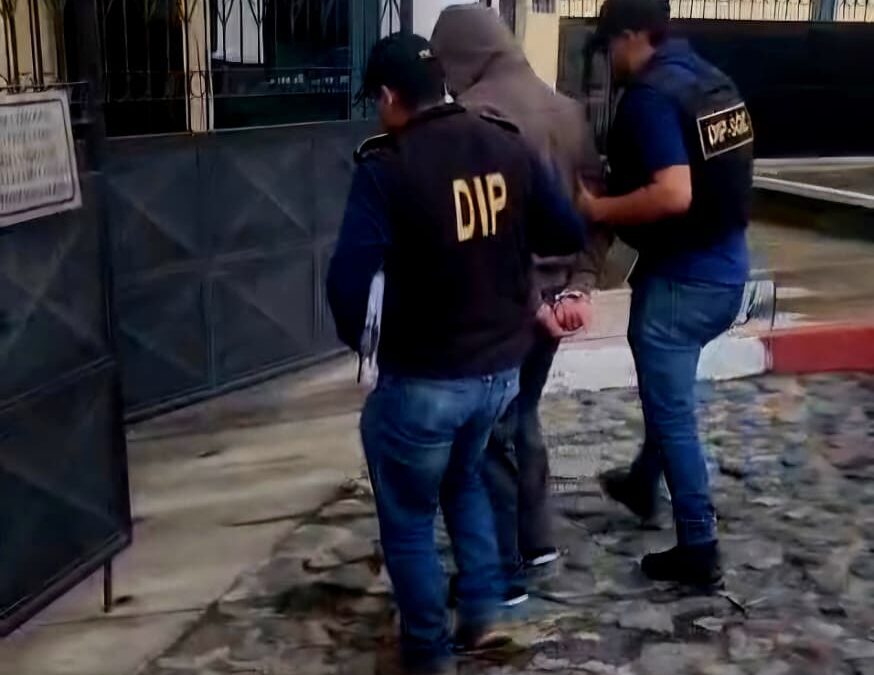 Reo notificado de nuevo proceso por asociación ilícita y estafa