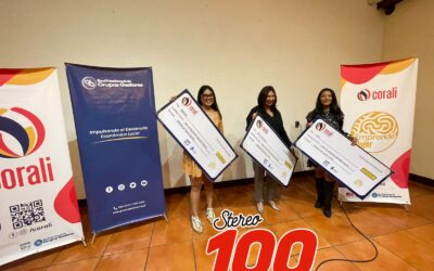 Entregan capital semilla a emprendedores