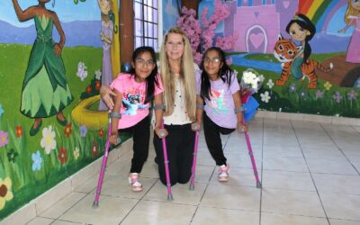 Siamesas «Las Rositas» fueron adoptadas por familia