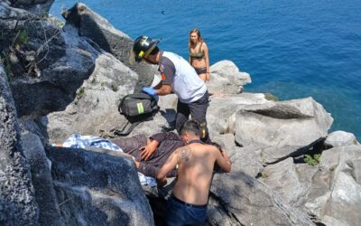 Herido al caer en zona rocosa en San Pedro La Laguna