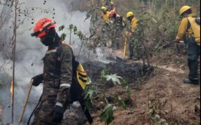 Mantienen alerta para la supresión de incendios en Guatemala