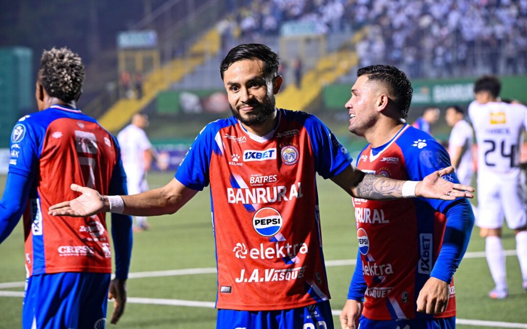 Xelajú rescata empate ante Comunicaciones y definirá la serie en el Camposeco