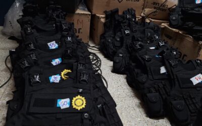 PNC fortalece la seguridad operativa con entrega de chalecos antibalas en la Comisaría 41 de Quetzaltenango